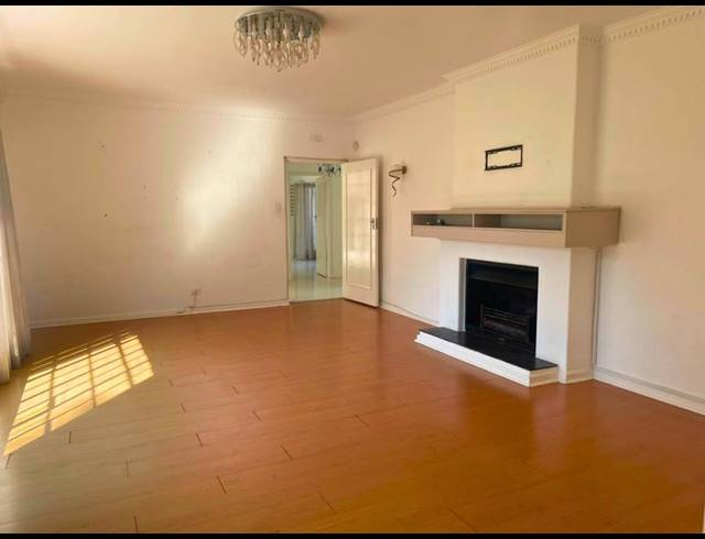 3 BEDROOM HOUSE FOR SALE IN SANDOWN